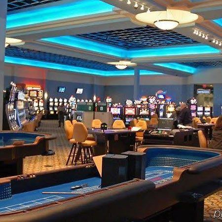Riverwalk Casino Hotel Vicksburg Exteriör bild