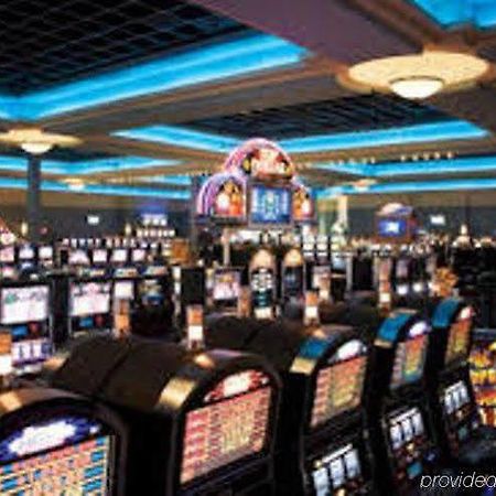 Riverwalk Casino Hotel Vicksburg Exteriör bild
